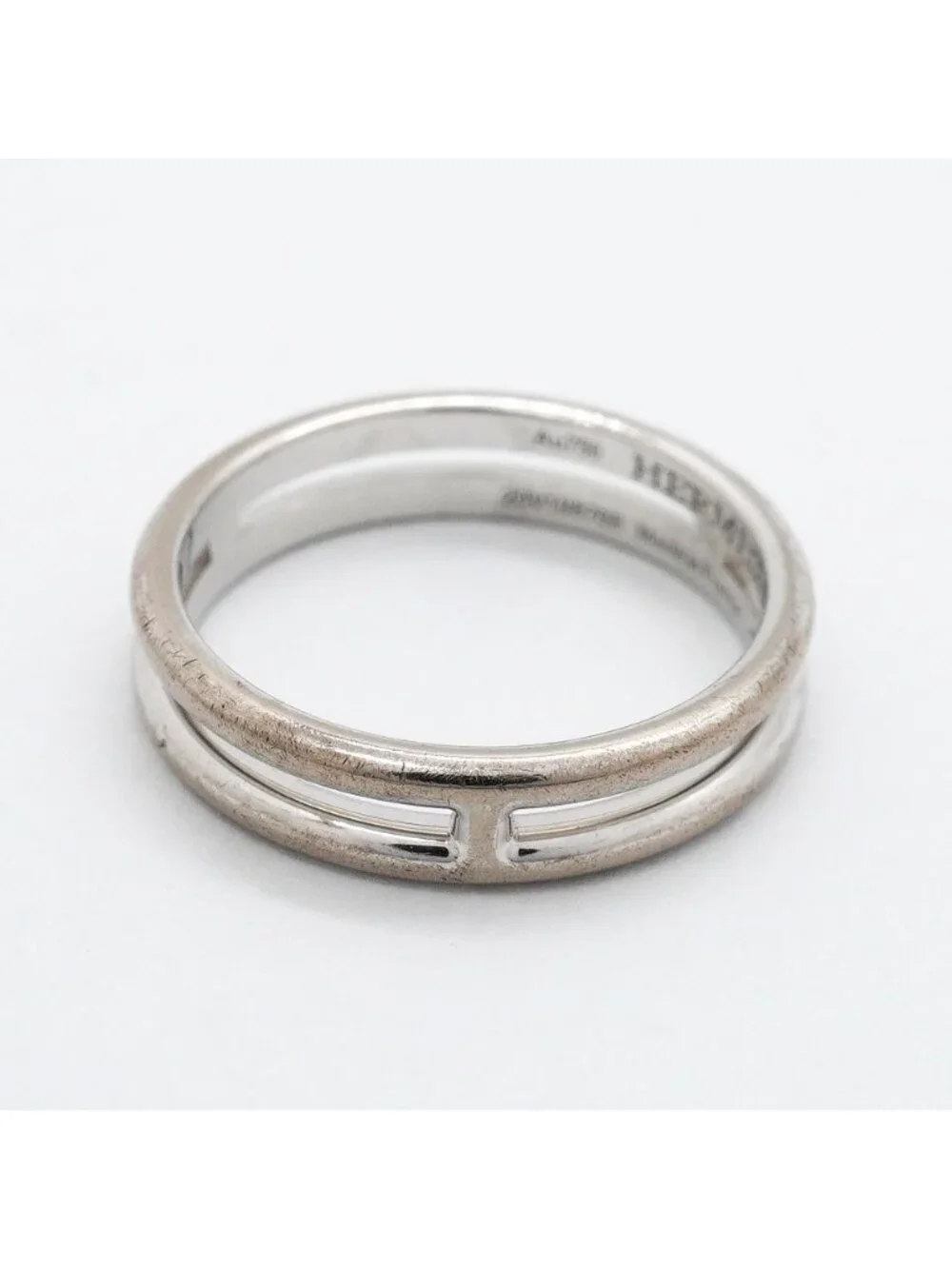 Hermes Ring Arianne 18k White Gold